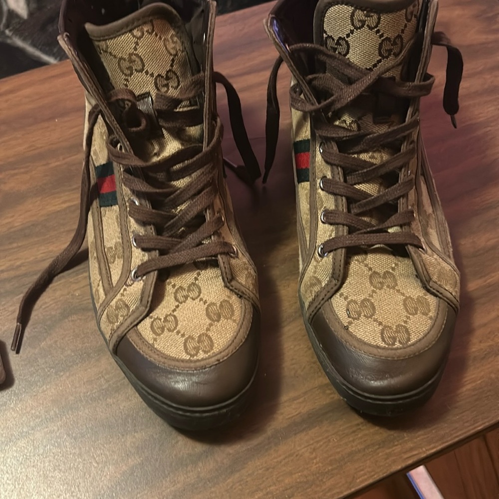 Gucci shoes suede
